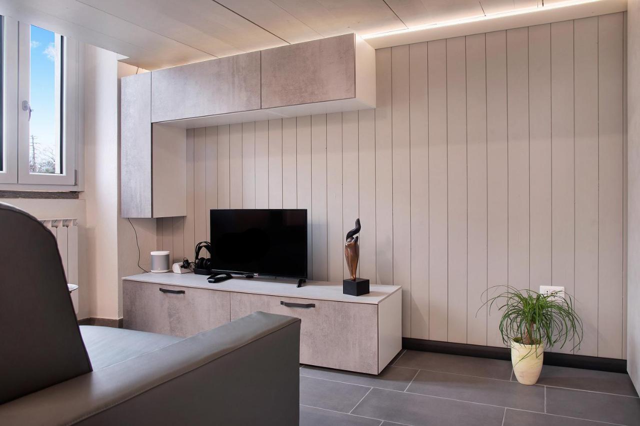 Efihouse Lago Maggiore Appartement Luino Buitenkant foto